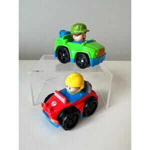 Fisher-Price Wheelies Red Race Car  and Green Tow Truck Vehicle Set Mattel